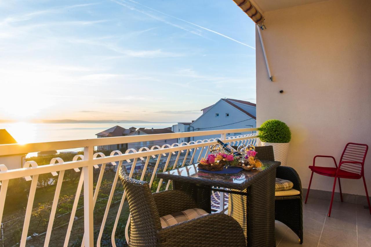 Apartments Nino Podstrana Ngoại thất bức ảnh