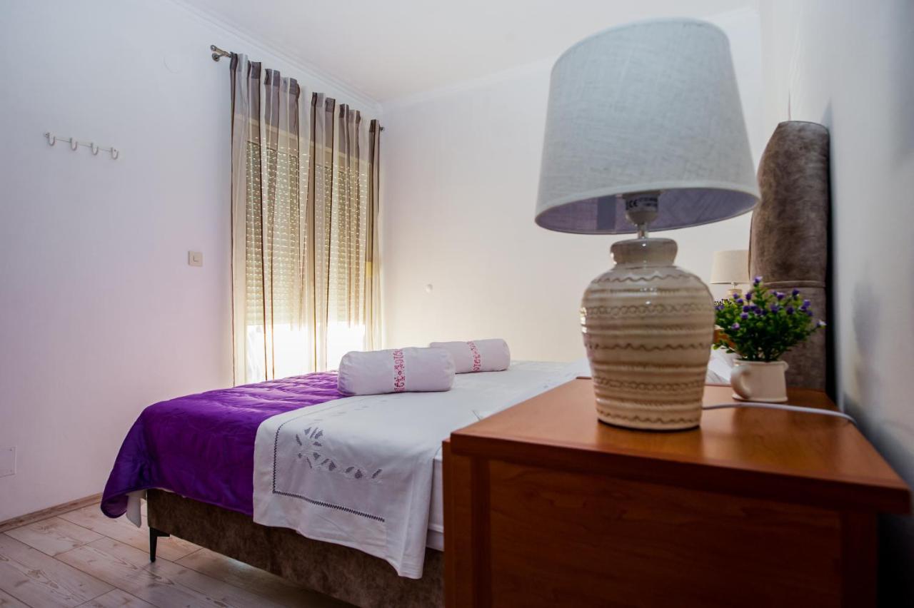 Apartments Nino Podstrana Ngoại thất bức ảnh